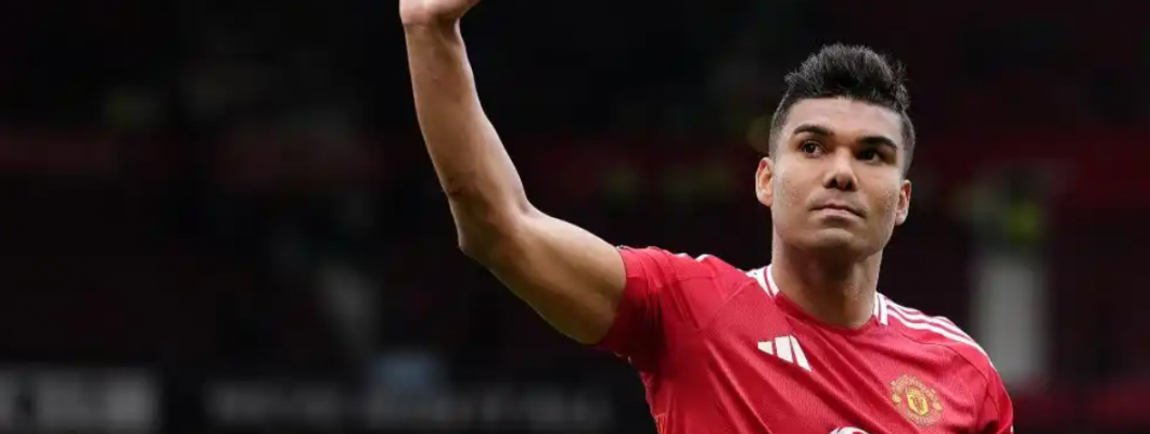 Le Paris Saint-Germain fait de la place pour Muani en prêt