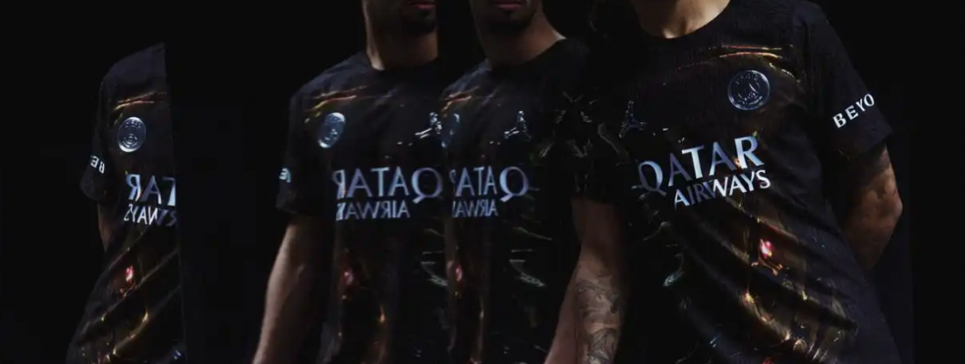 Le Paris Saint-Germain dévoile son maillot co-brandé