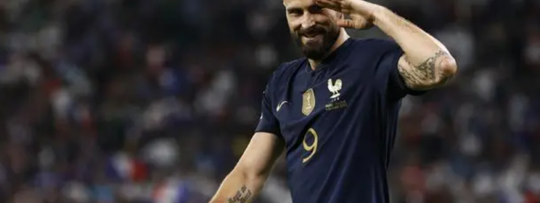 Retraité de l'équipe nationale après la Coupe d'Europe