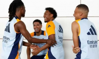 FrançaisLa grande intelligence émotionnelle de Mbappé