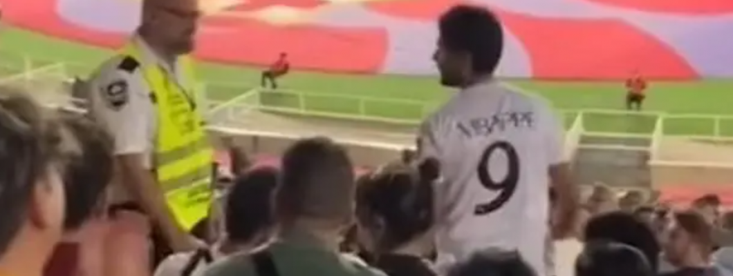 Un supporter portant un maillot du Real Madrid a été expulsé