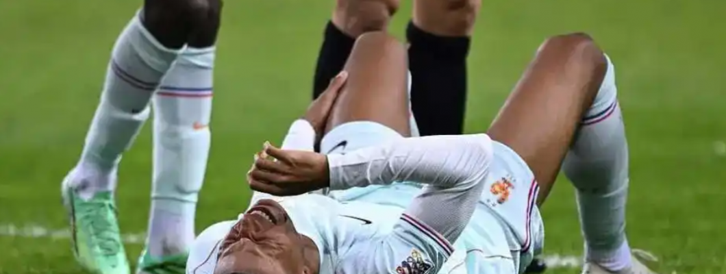 Mbappé inscrit le premier but de l'ère Zidane mais quitte le terrain sur blessure