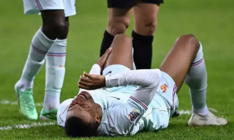 Mbappé inscrit le premier but de l'ère Zidane mais quitte le terrain sur blessure