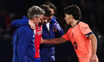 Le PSG bat Barcelone en Ligue des champions, mais subit un coup dur