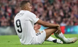 FrançaisLa superstar française n'est pas habituée à l'environnement du Real Madrid