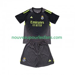 Maillot Real Madrid Gardien Enfant Tenue 3ème 2025-2026 Manche Courte