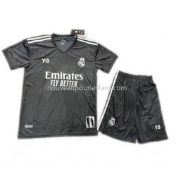Maillot Real Madrid Enfant Tenue 4ème 2021-2022 Manche Courte
